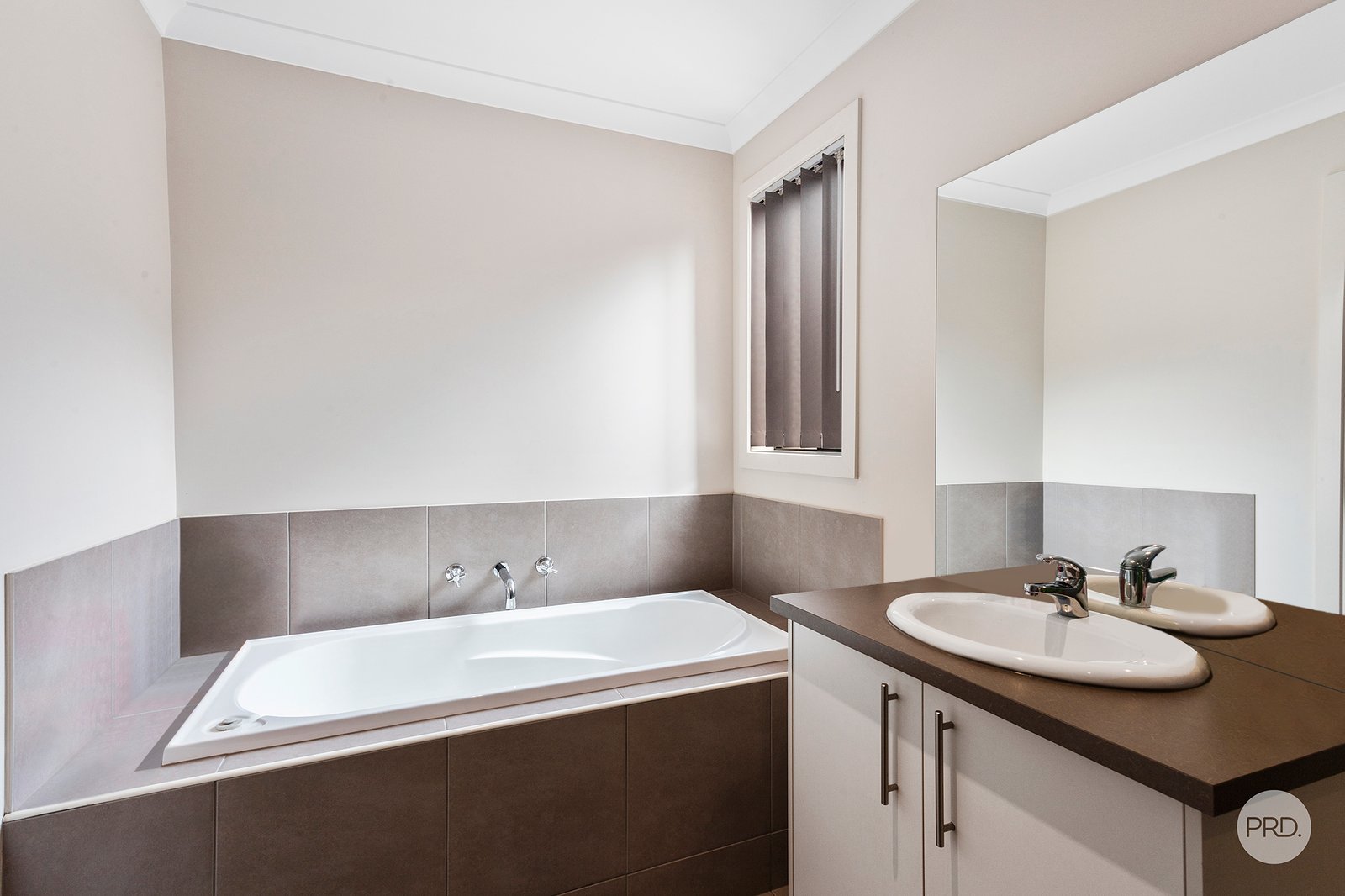 7 Eaglewood Way CALIFORNIA GULLY 11