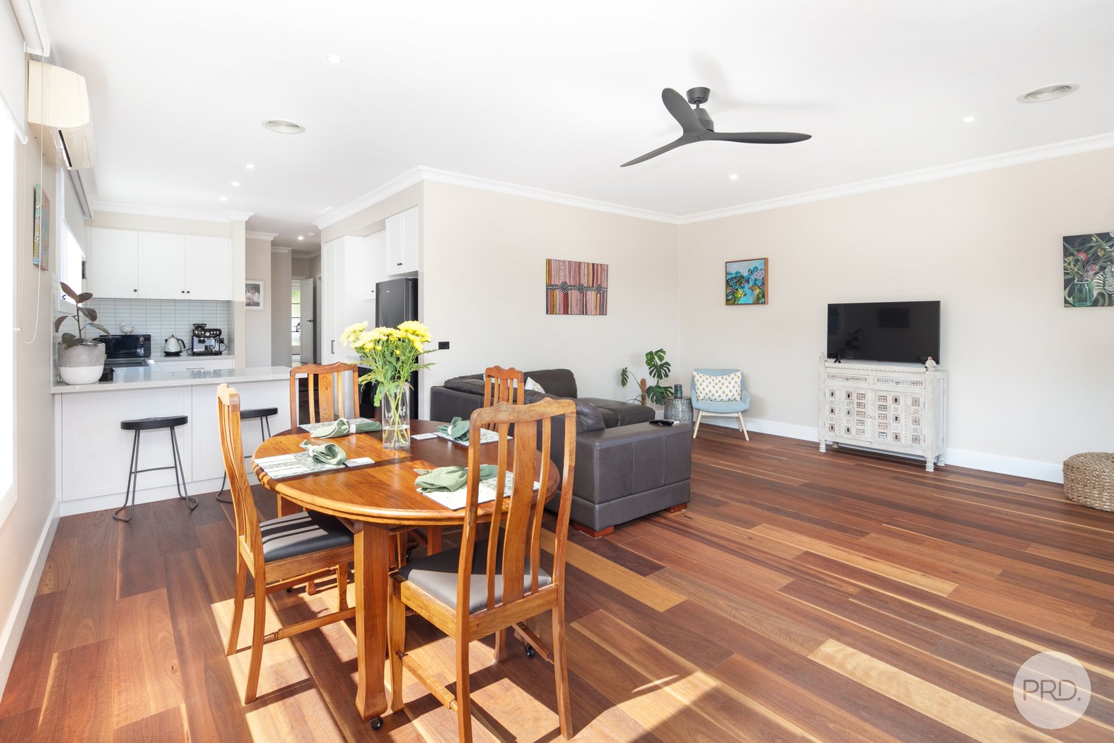 7 East Street North BAKERY HILL 6