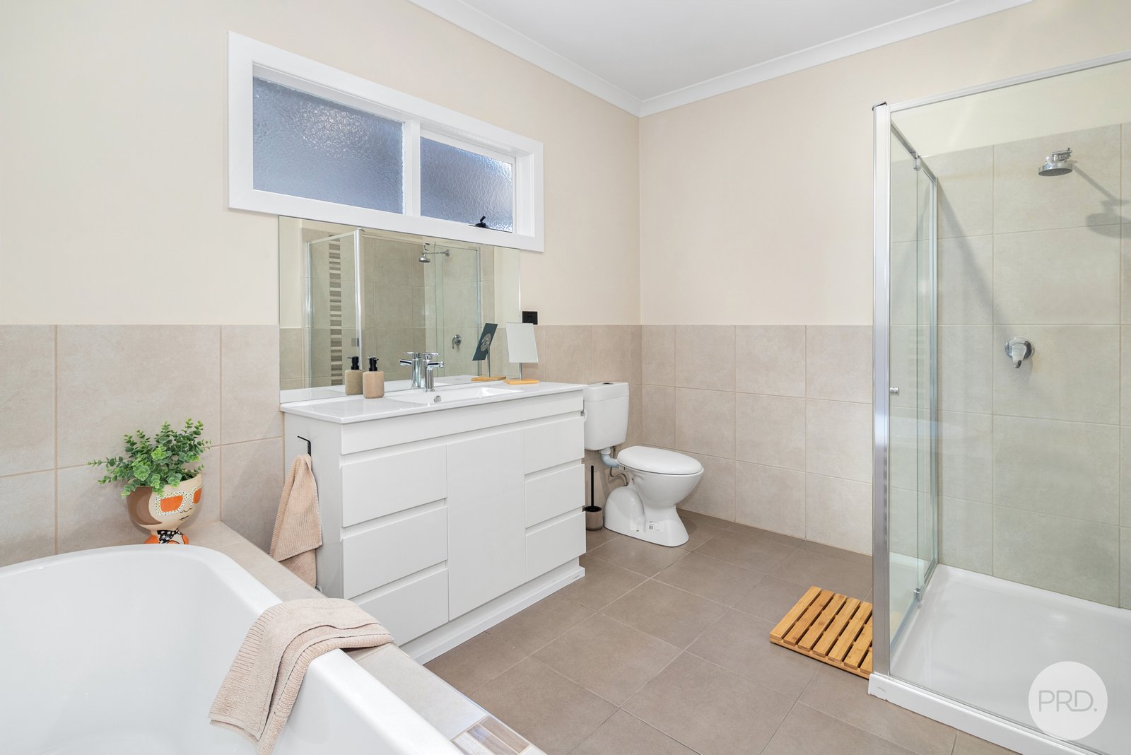 7 East Street North BAKERY HILL 8