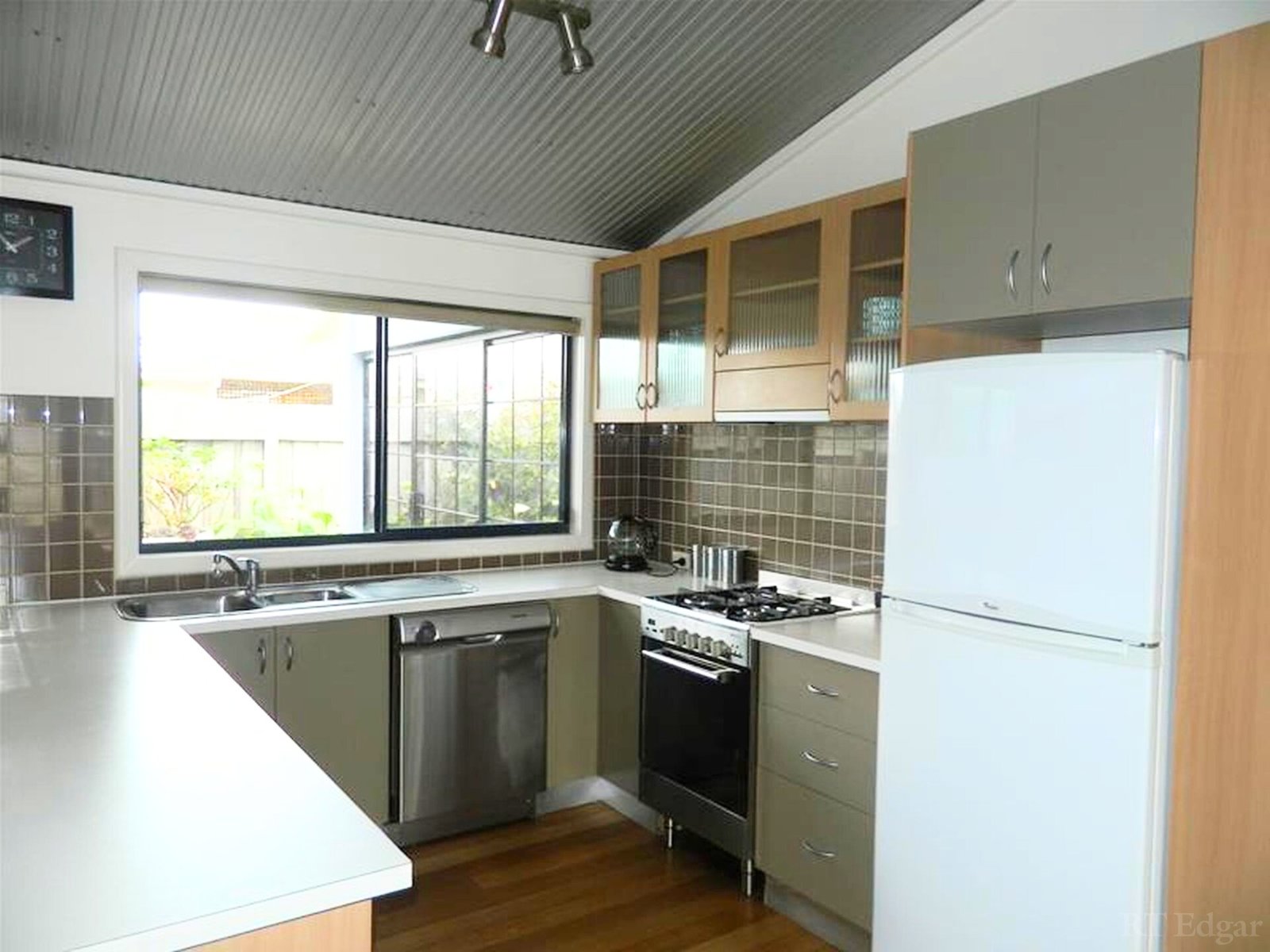 Real Estate and Property in 7 Edith Court, St Leonards, VIC