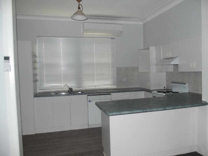 7 Edward Street TAMWORTH 2
