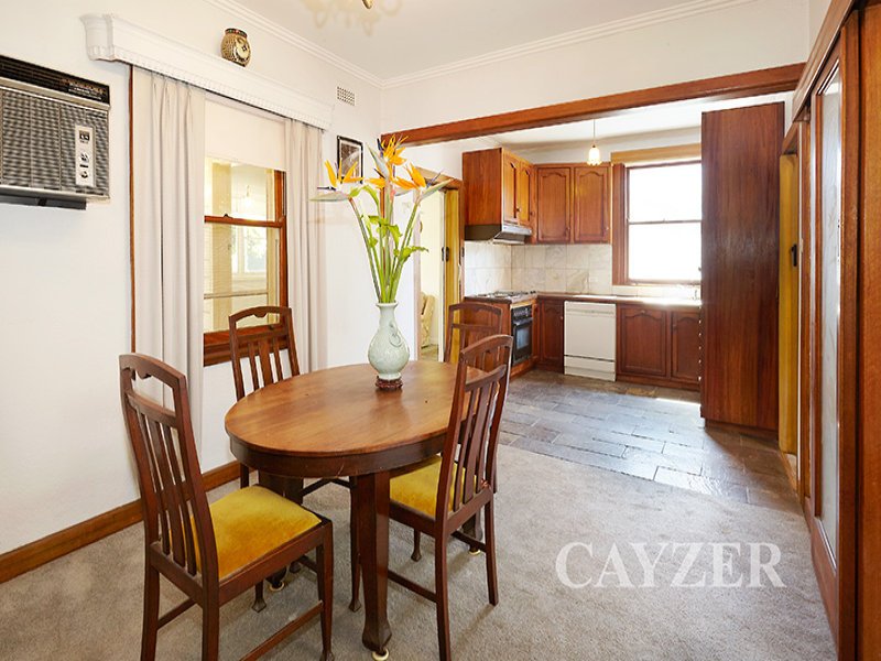 Gallery: 7 Edwards Avenue