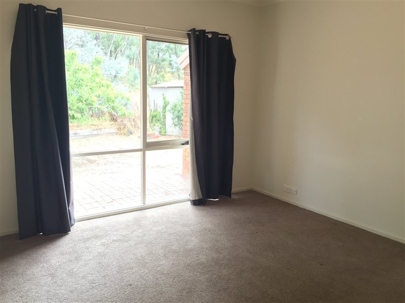 7 Edwina Court SPRING GULLY 3