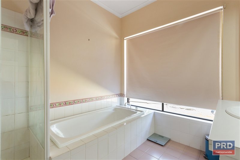 7 Edwina Court SPRING GULLY 9