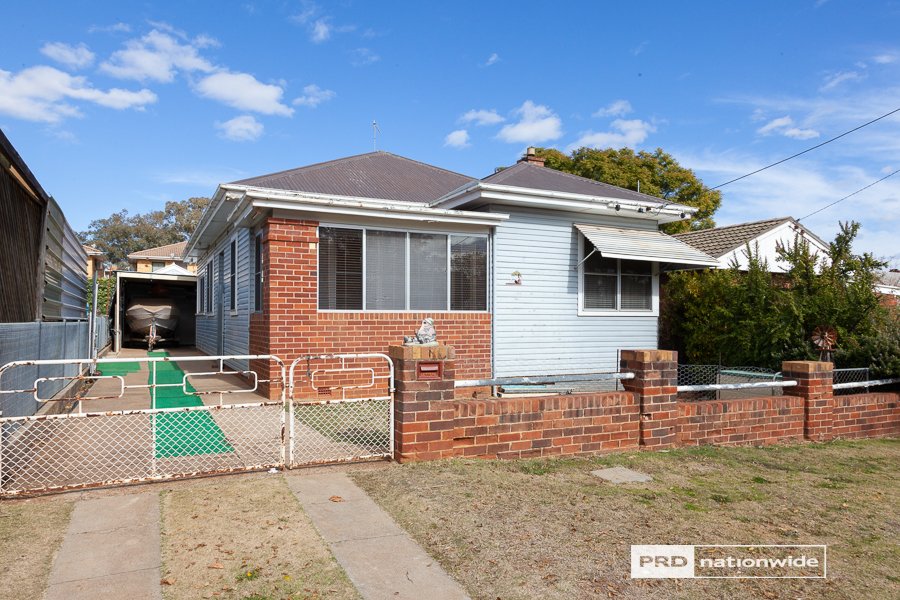 7 Elizabeth Street TAMWORTH 1