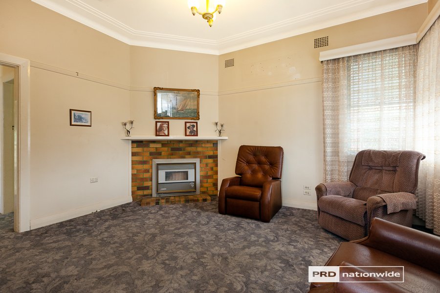 7 Elizabeth Street TAMWORTH 2