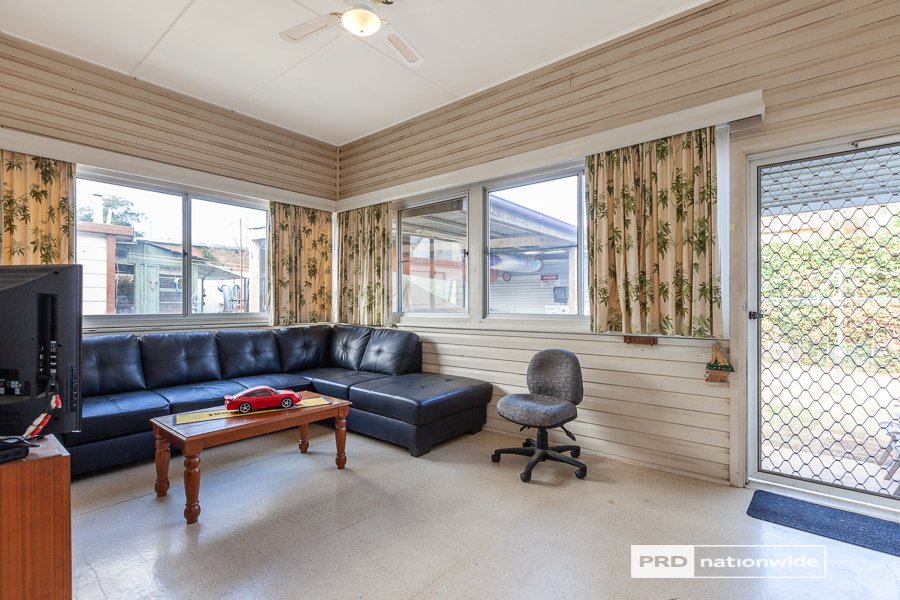 7 Elizabeth Street TAMWORTH 9