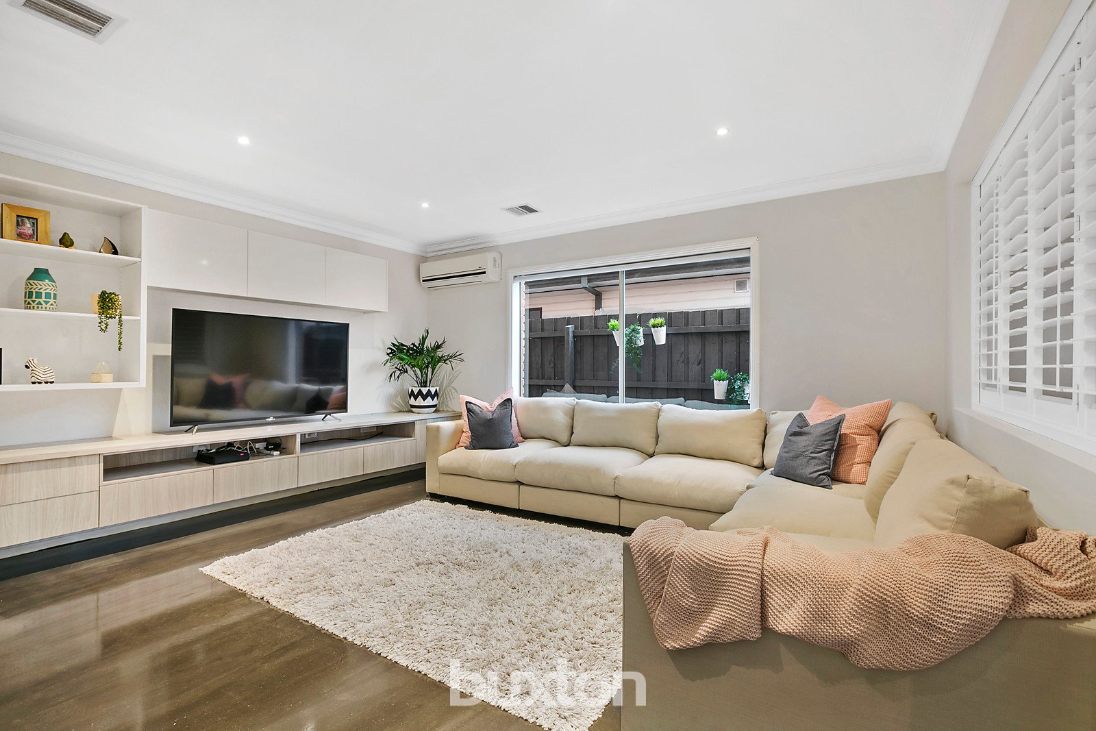 Gallery: 7 Ellen Street