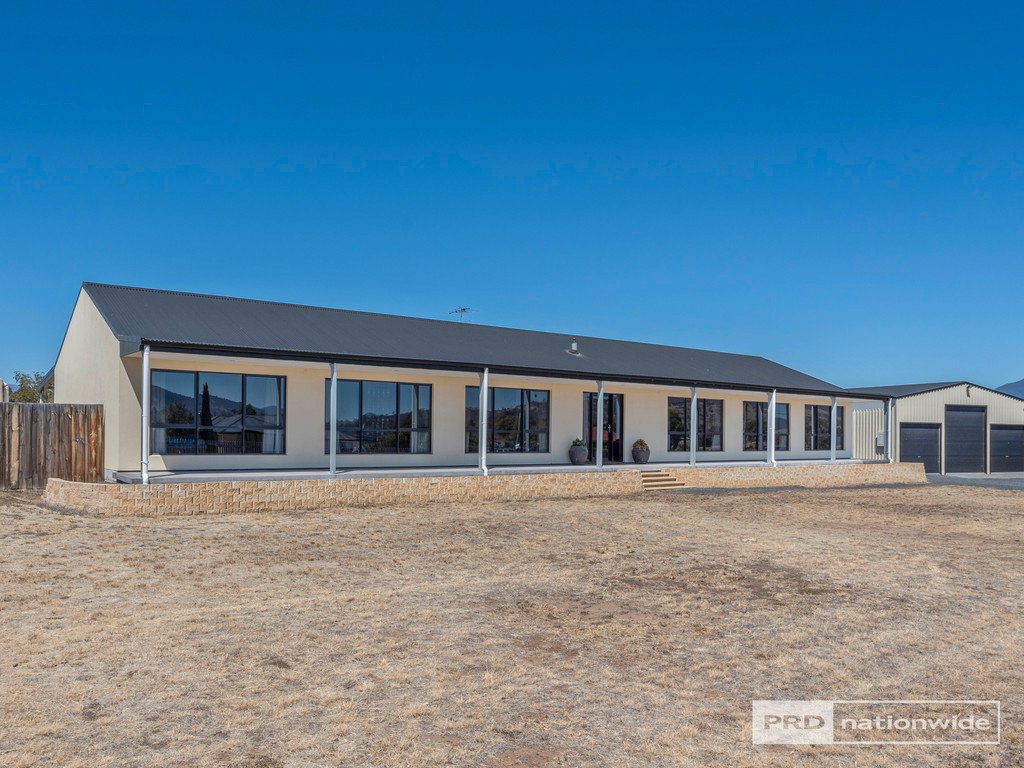 7 Ethan Court BRIGHTON 1