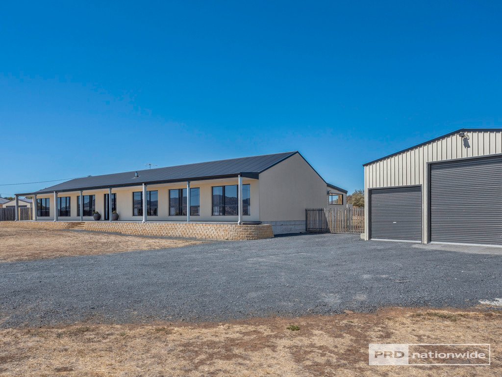 7 Ethan Court BRIGHTON 2