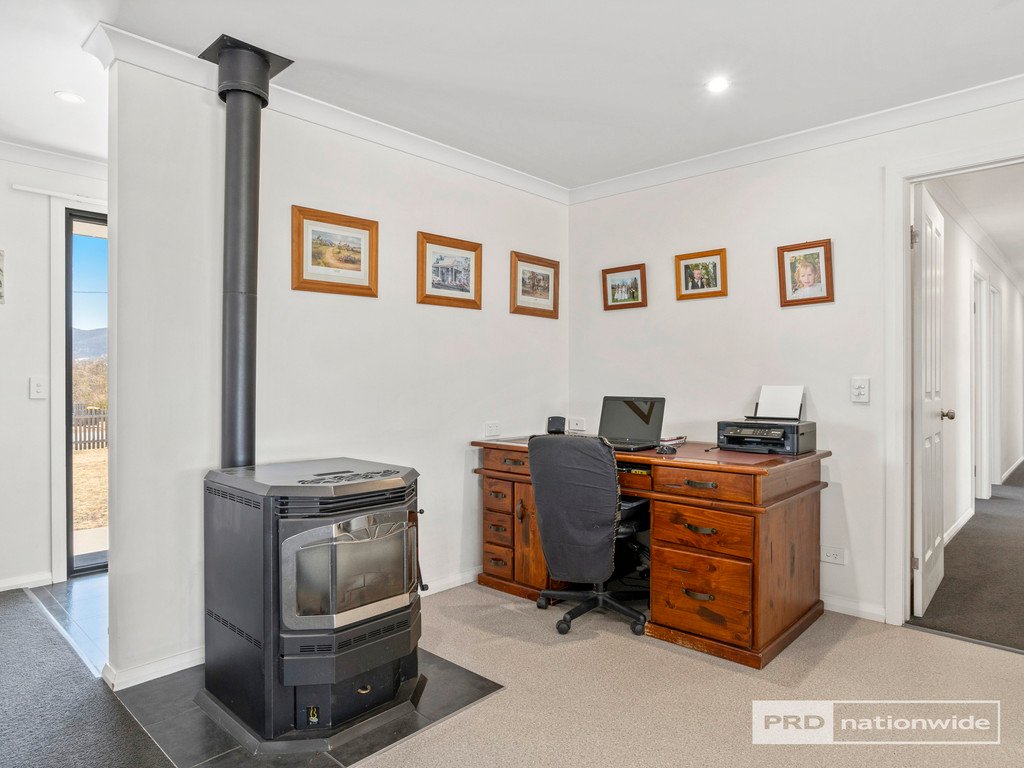 7 Ethan Court BRIGHTON 8