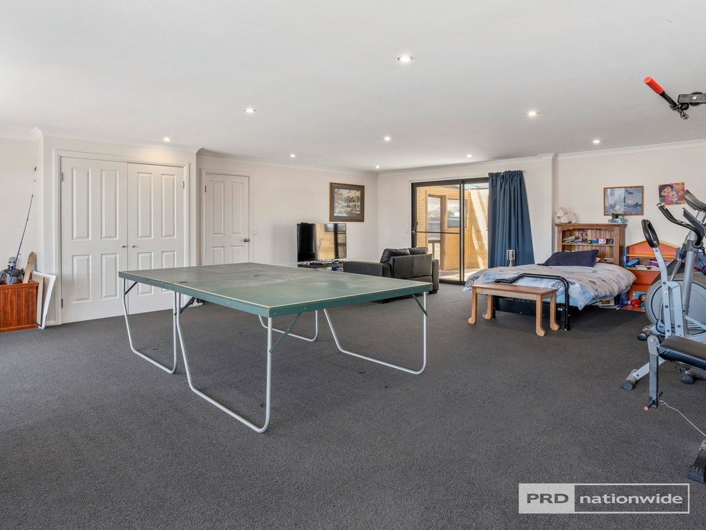 7 Ethan Court BRIGHTON 9