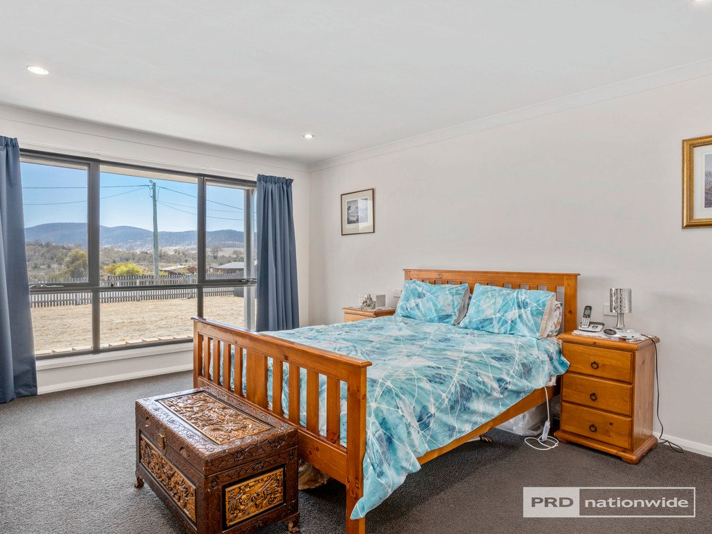 7 Ethan Court BRIGHTON 11