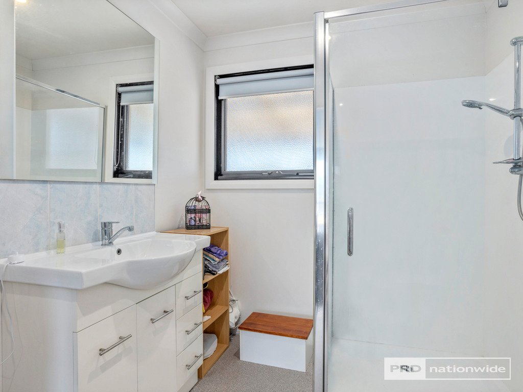 7 Ethan Court BRIGHTON 13