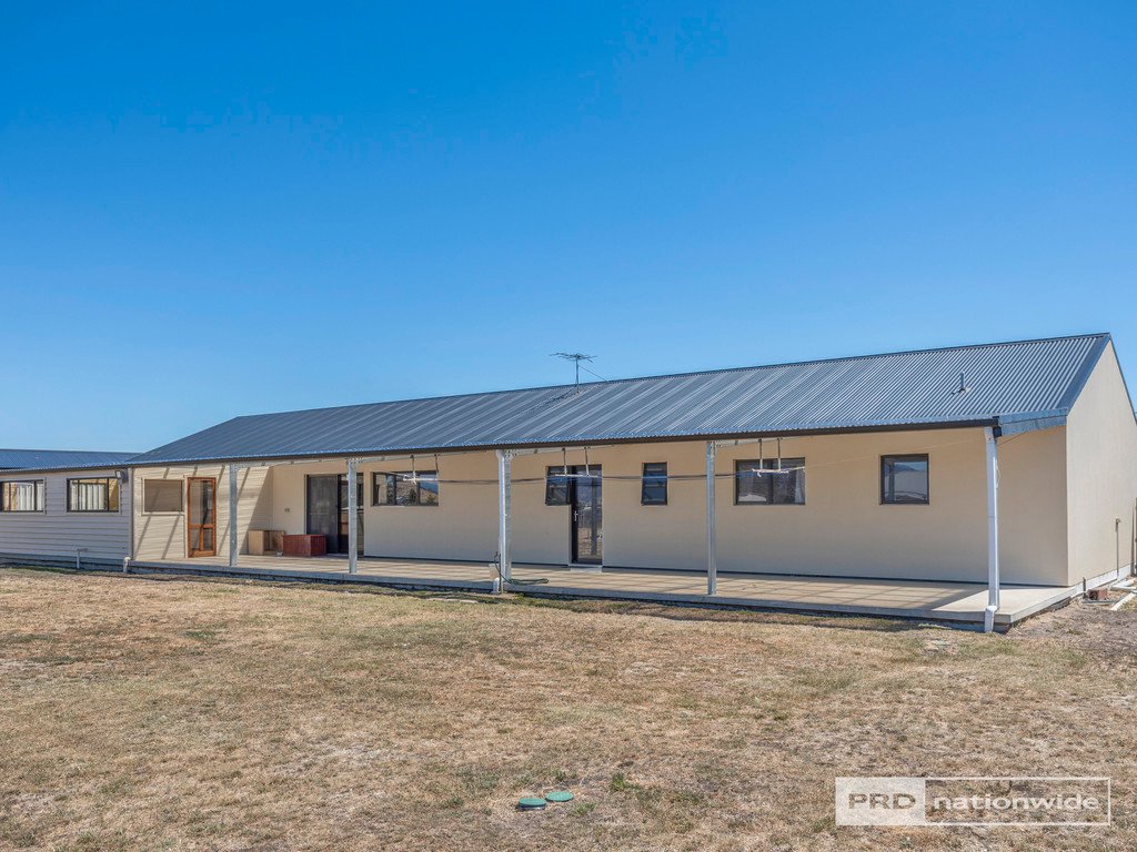 7 Ethan Court BRIGHTON 21