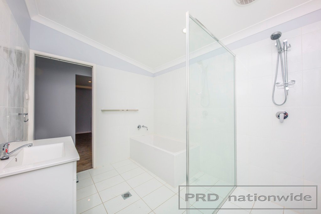 7 Evans Street GRETA 9