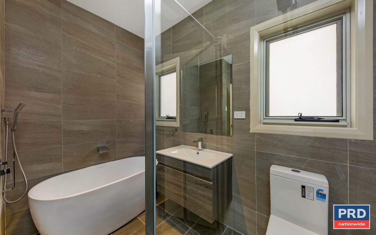 7 Everlasting Street DENHAM COURT 5