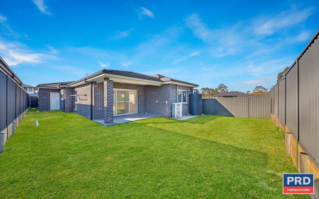 7 Everlasting Street DENHAM COURT 6