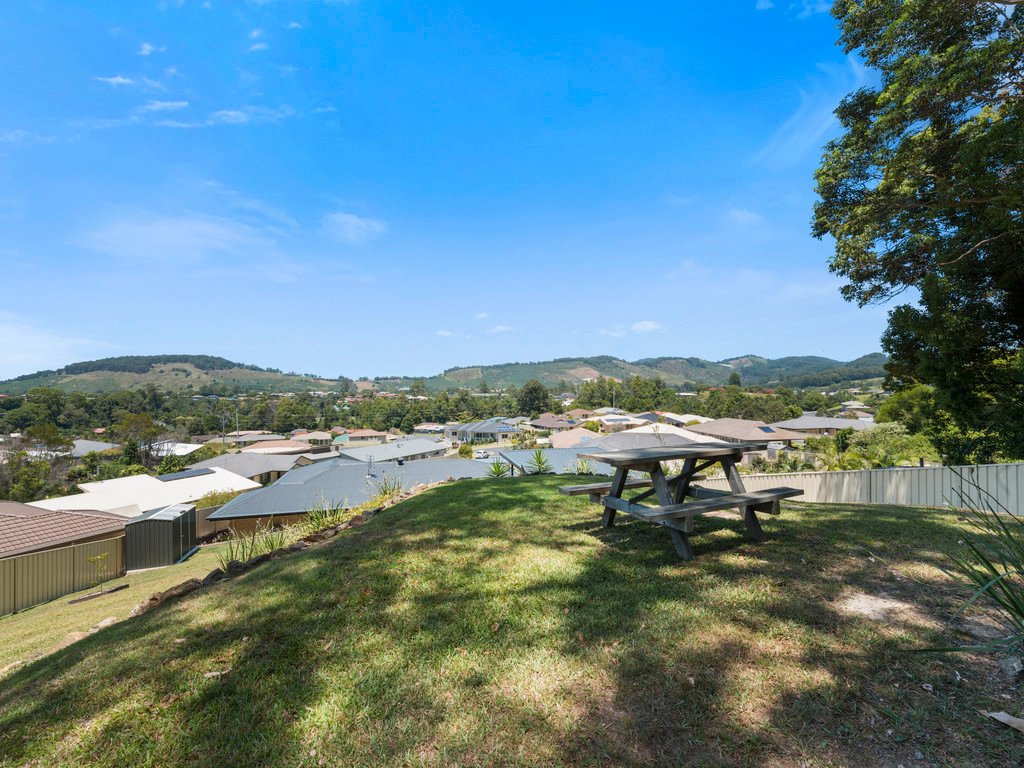 7 Ewings Close COFFS HARBOUR 15