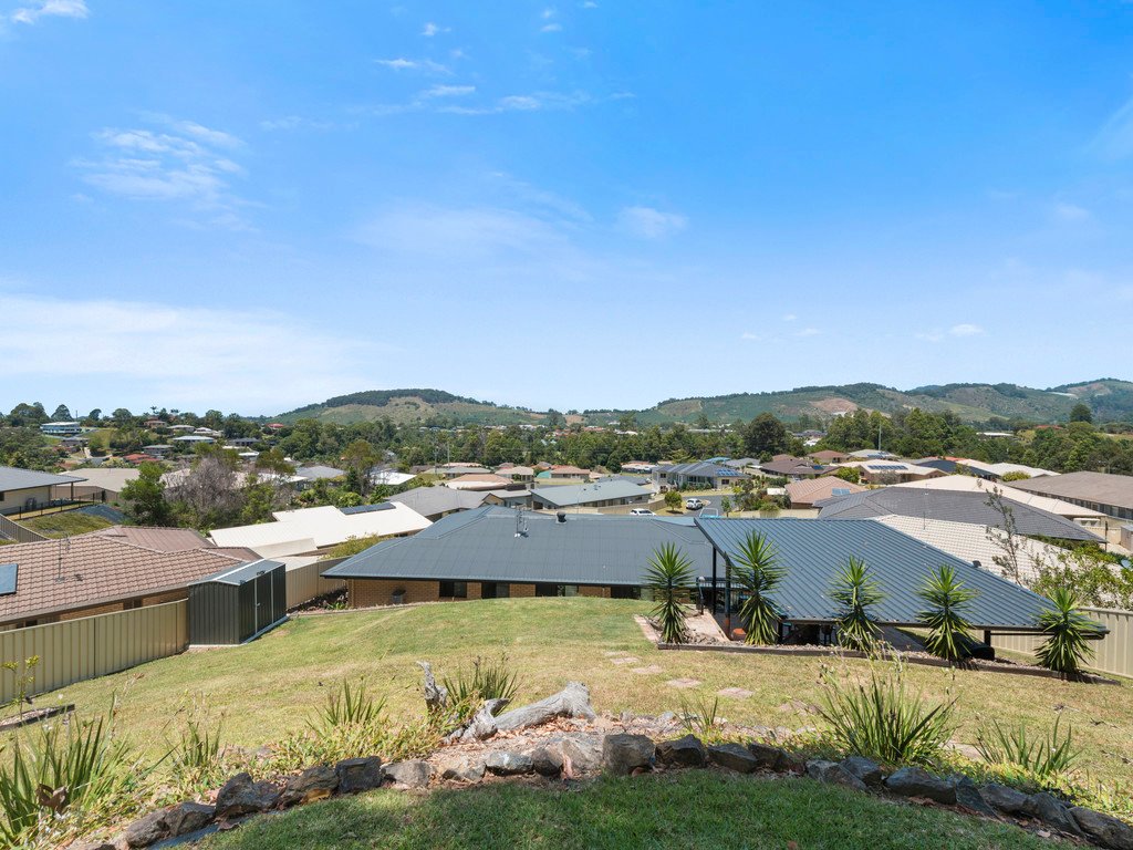 7 Ewings Close COFFS HARBOUR 17