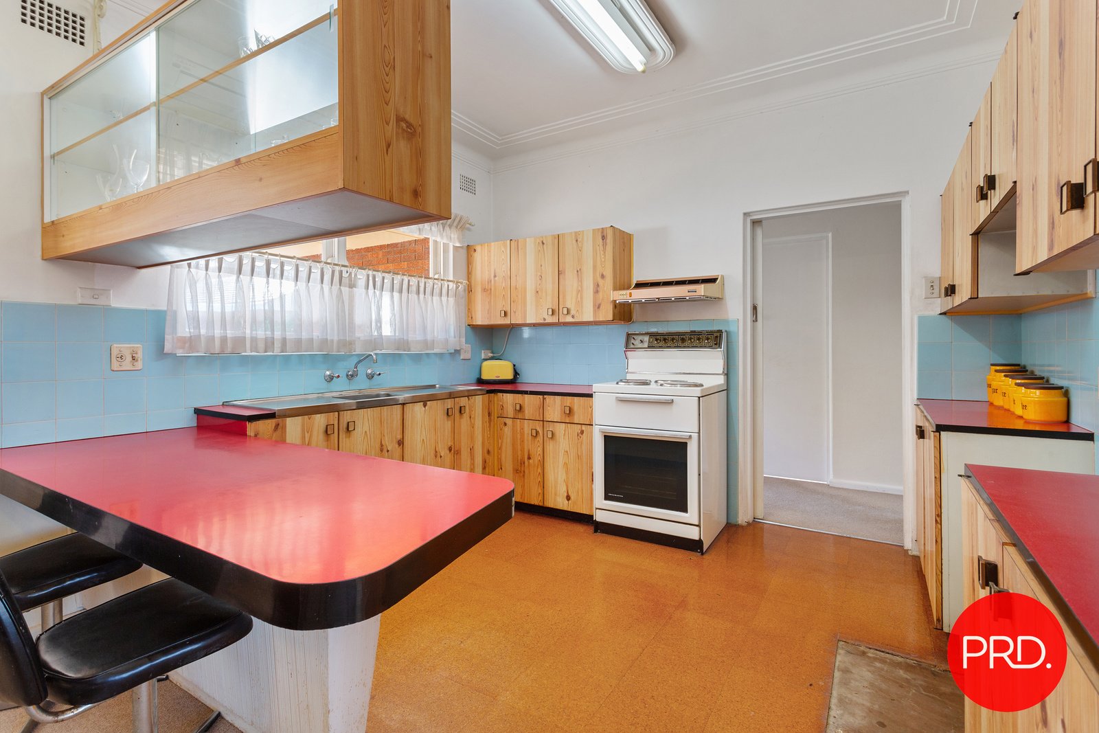 7 Fairway Avenue KOGARAH 5