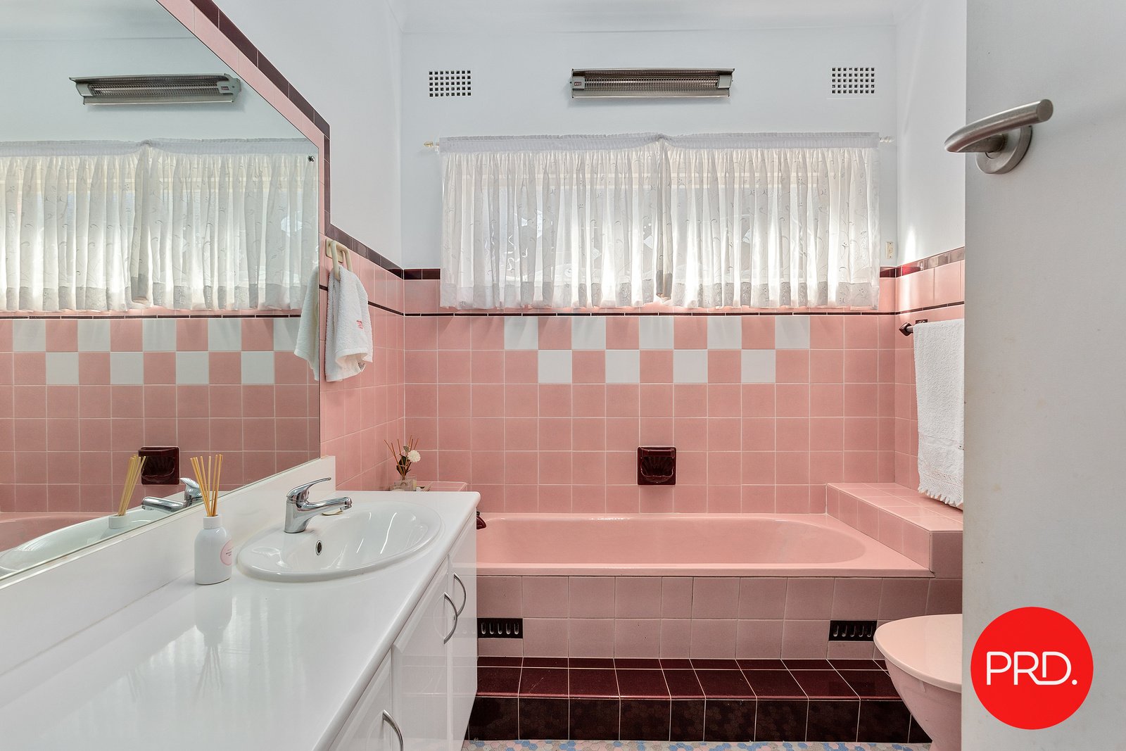 7 Fairway Avenue KOGARAH 7