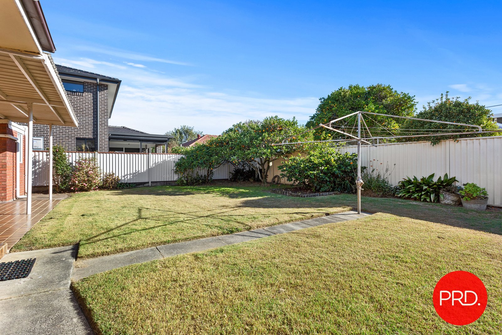 7 Fairway Avenue KOGARAH 8
