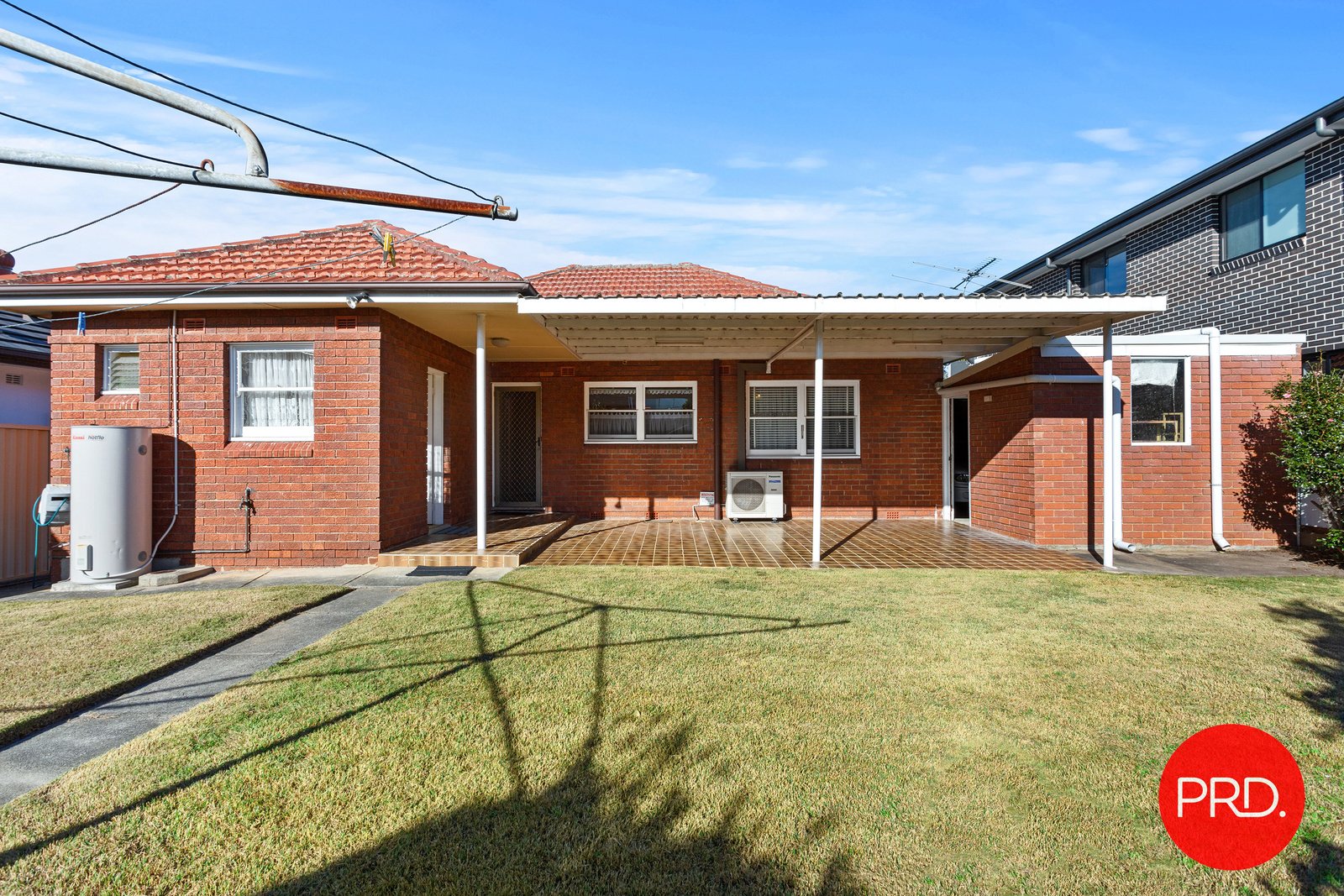 7 Fairway Avenue KOGARAH 9