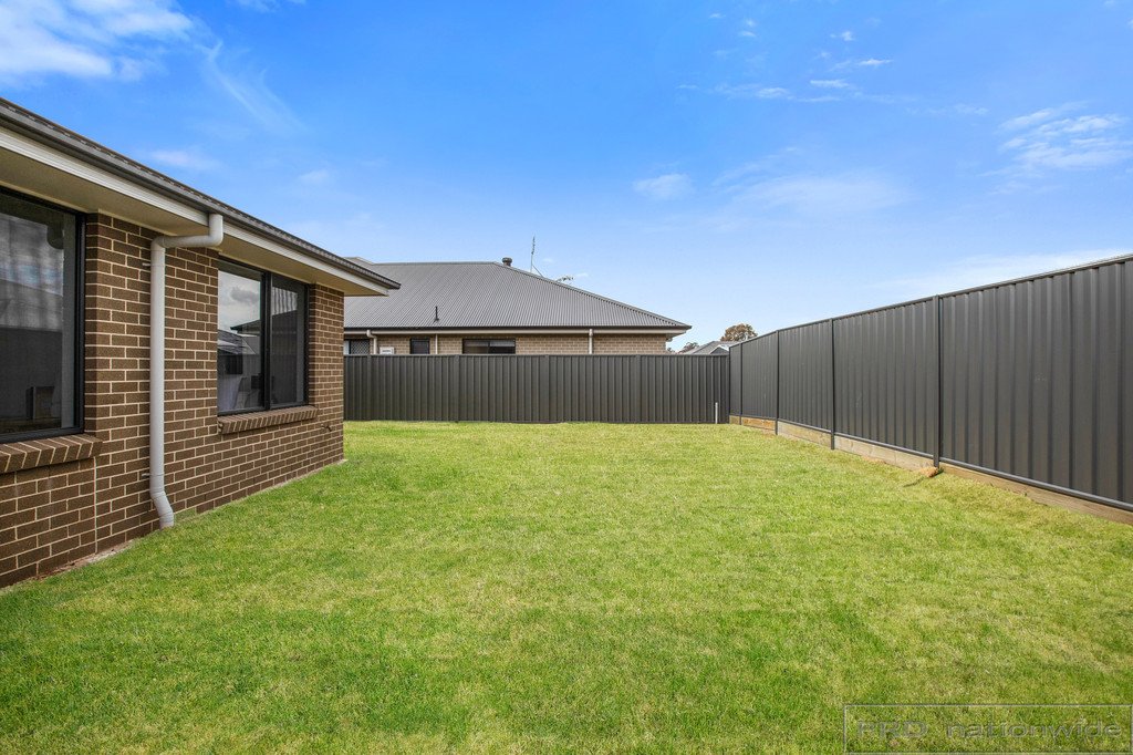 7 Fairway Street RUTHERFORD 11