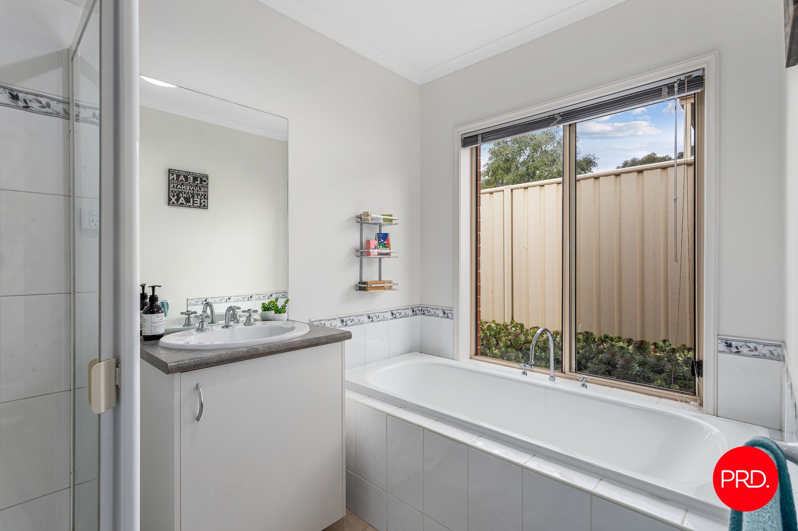 7 Falcon Drive CALIFORNIA GULLY 9