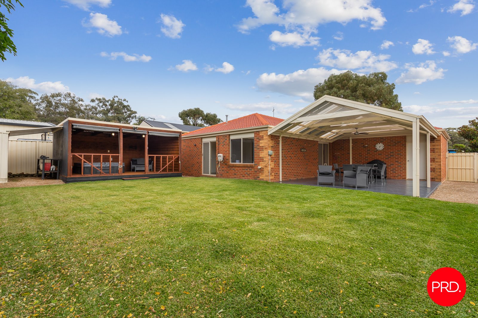 7 Falcon Drive CALIFORNIA GULLY 12