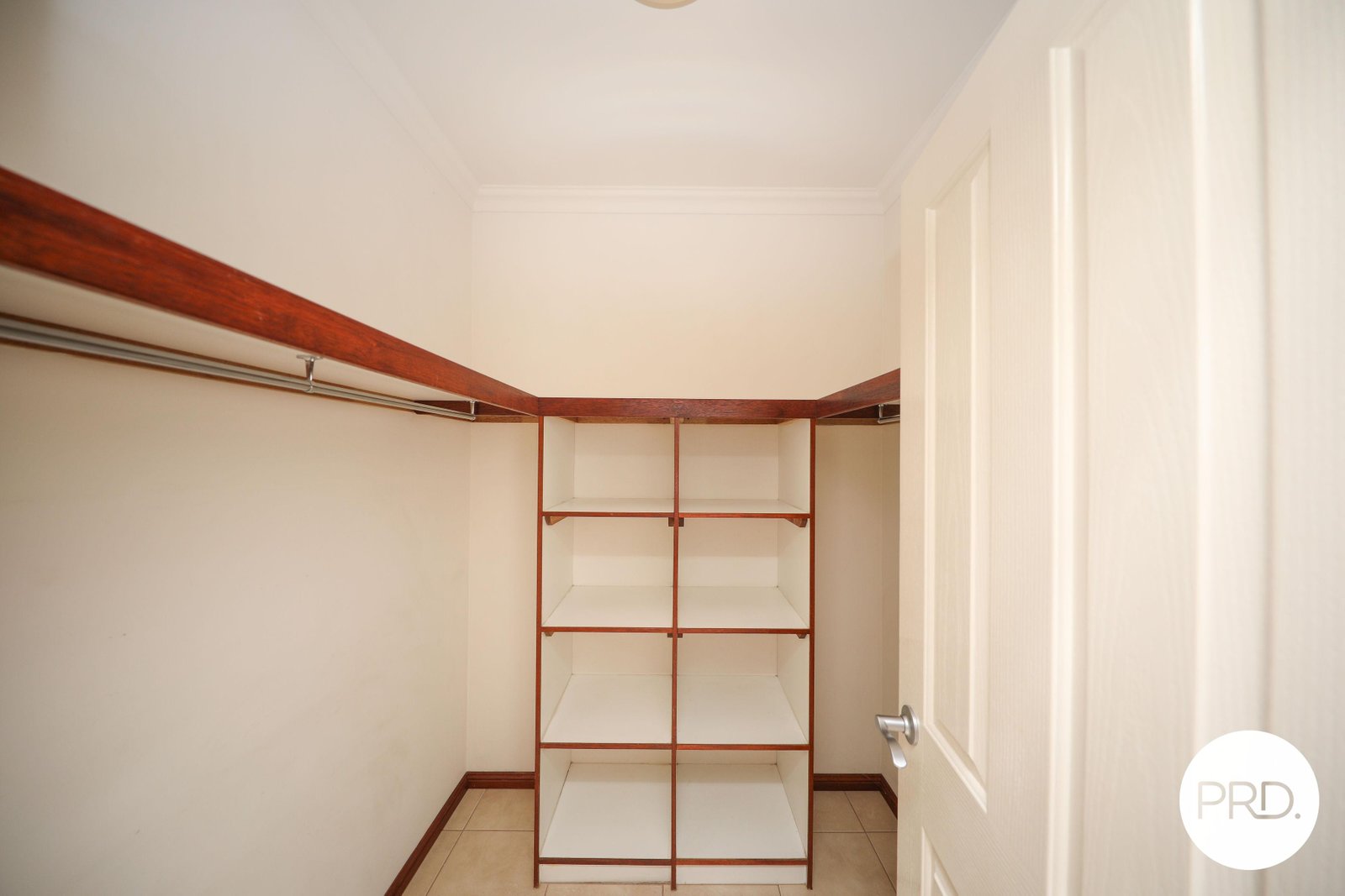 7 Fantail Bend NICKOL 16