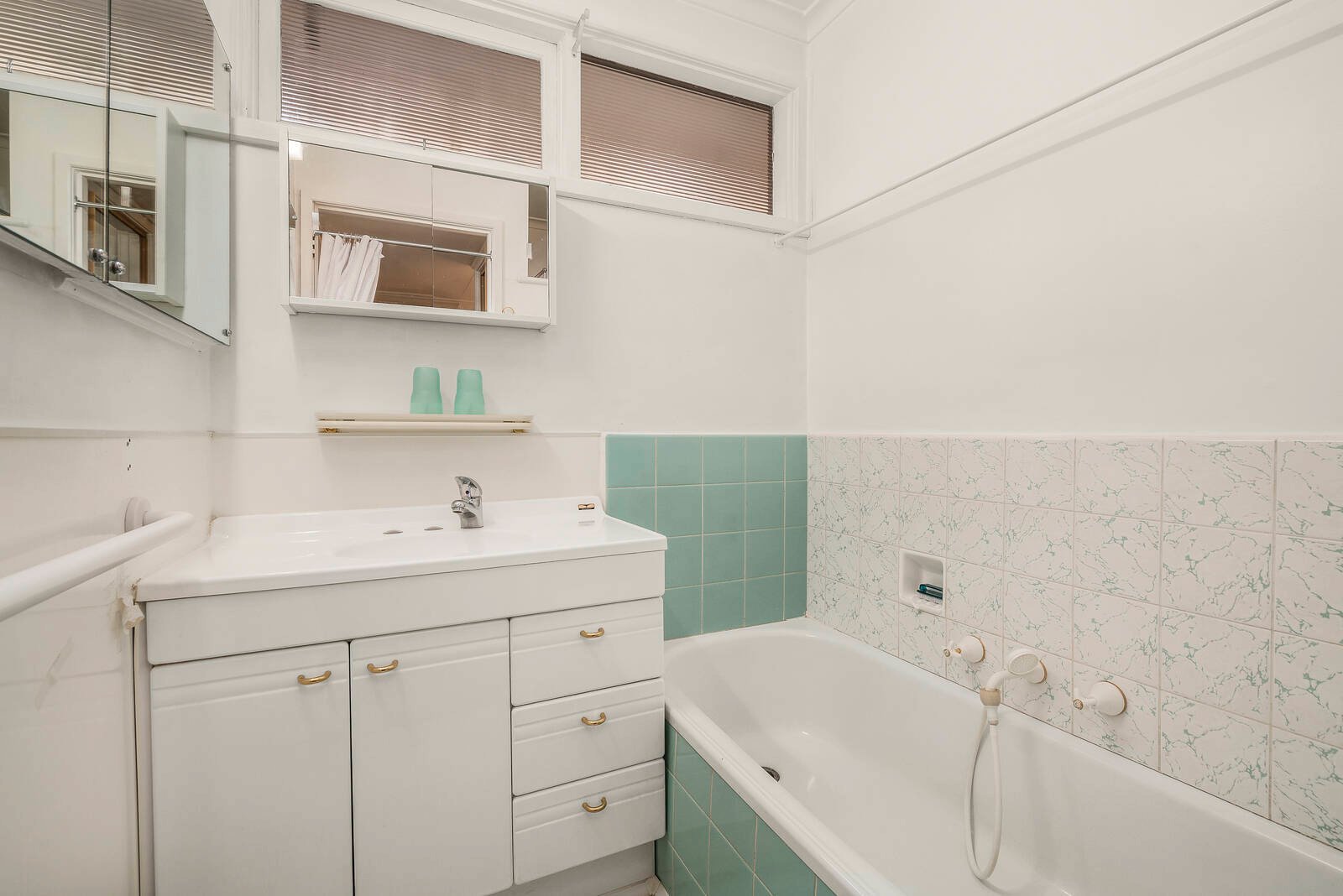 Real Estate and Property in 7 Farmers Way, Narre Warren, VIC