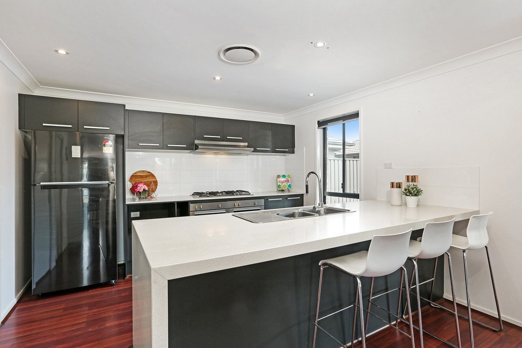 7 Farmhouse Lane HAYWARDS BAY 5