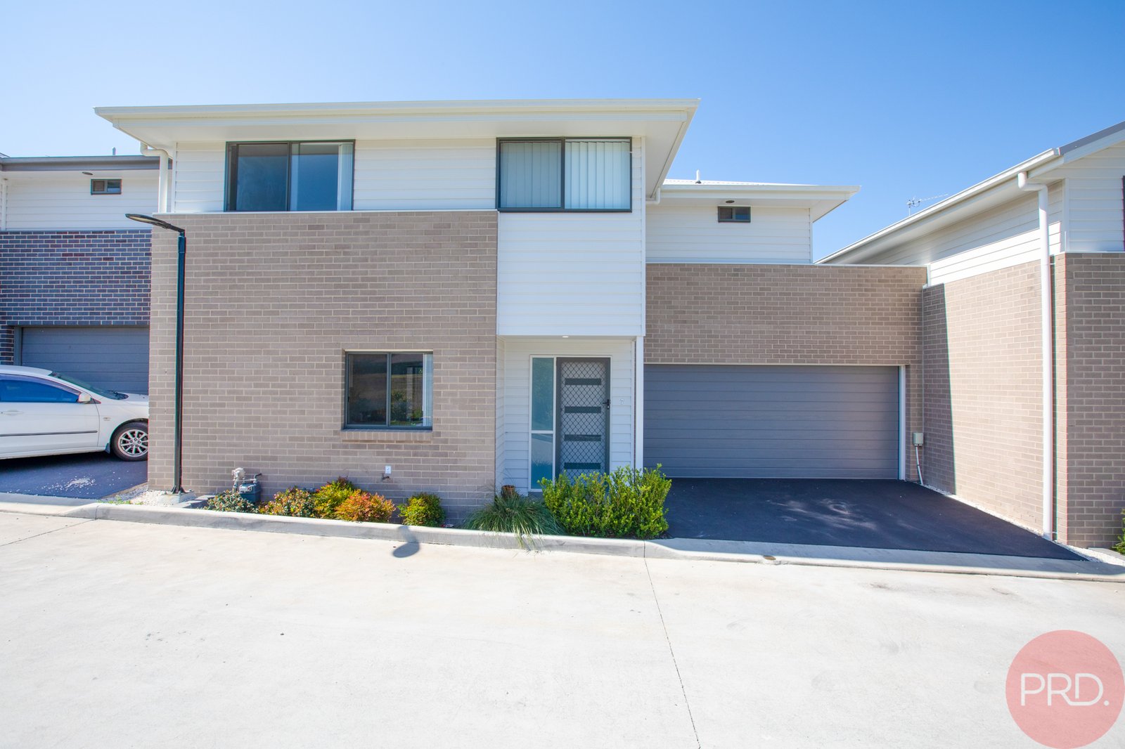 7 Firetail Street THORNTON 1