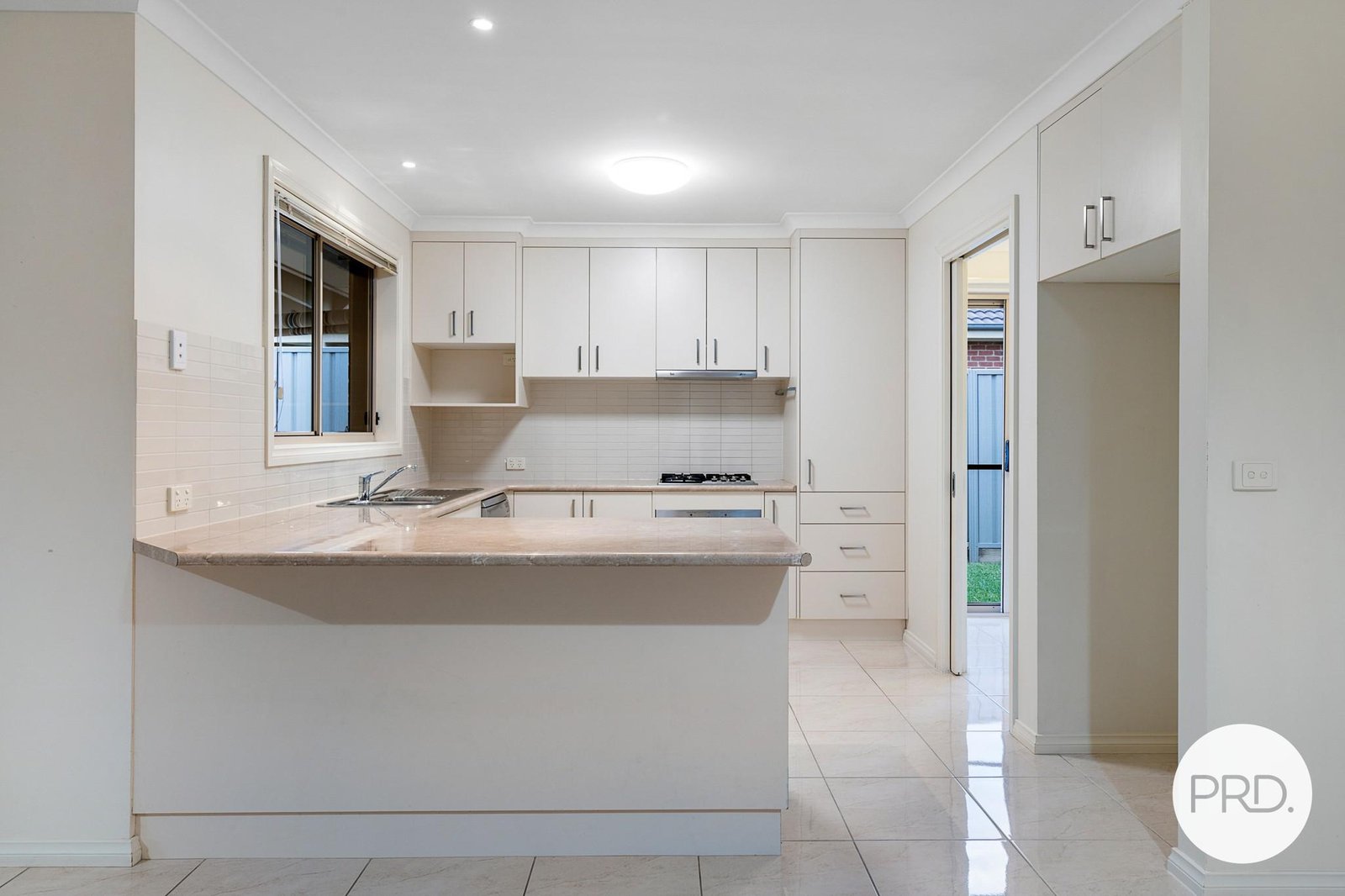 7 Firetail Street THURGOONA 4