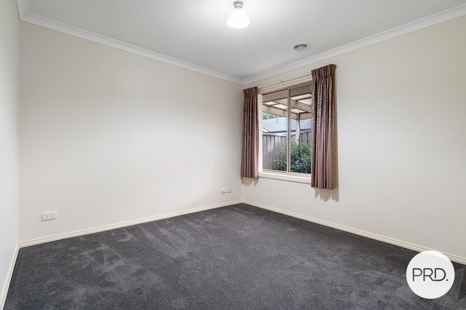 7 Firetail Street THURGOONA 9