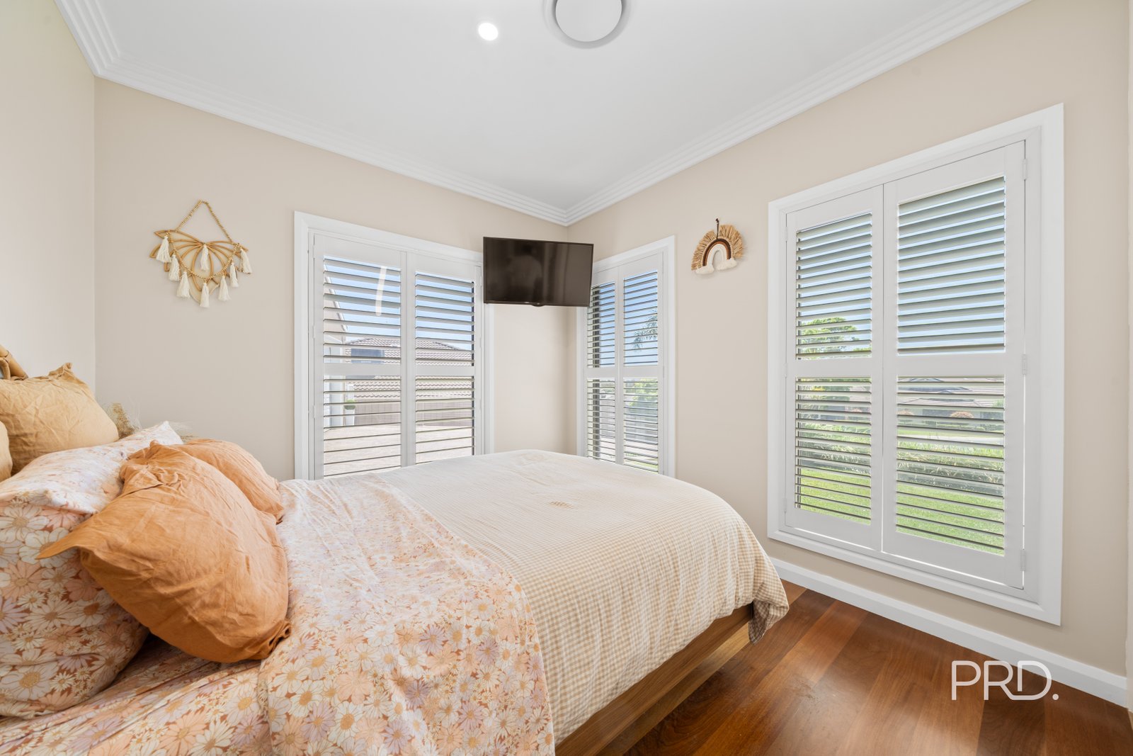 7 Fisher Place LLOYD 17