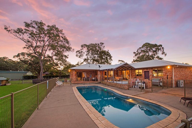 7 Forsythe Parade BLACK HILL 2