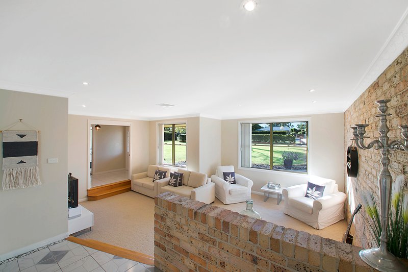 7 Forsythe Parade BLACK HILL 9