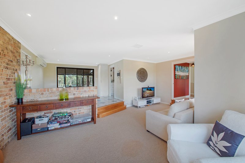 7 Forsythe Parade BLACK HILL 8