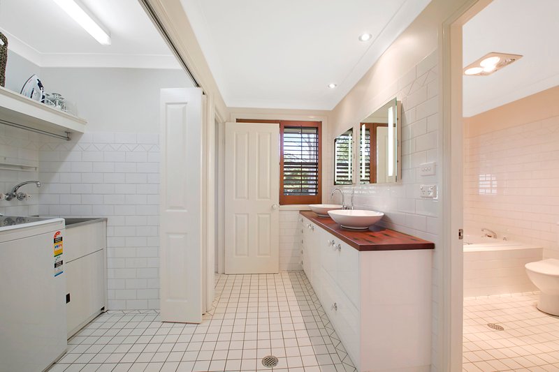 7 Forsythe Parade BLACK HILL 10