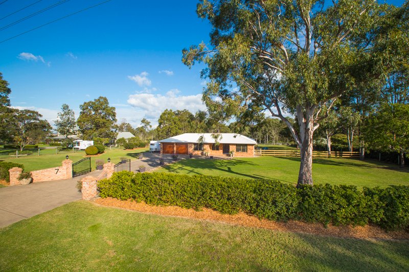 7 Forsythe Parade BLACK HILL 14