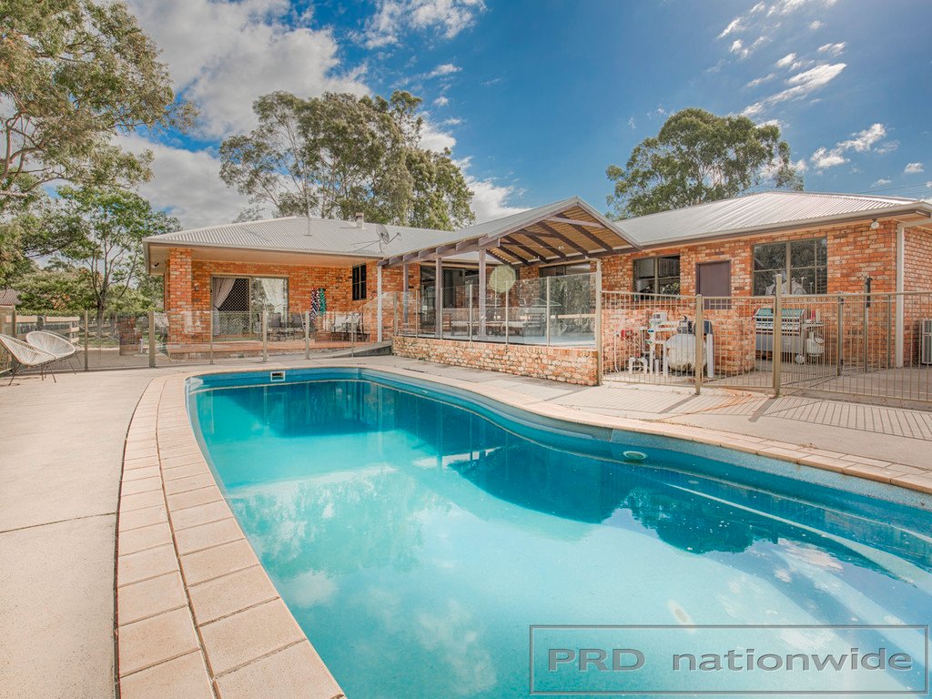 7 Forsythe Parade BLACK HILL 24