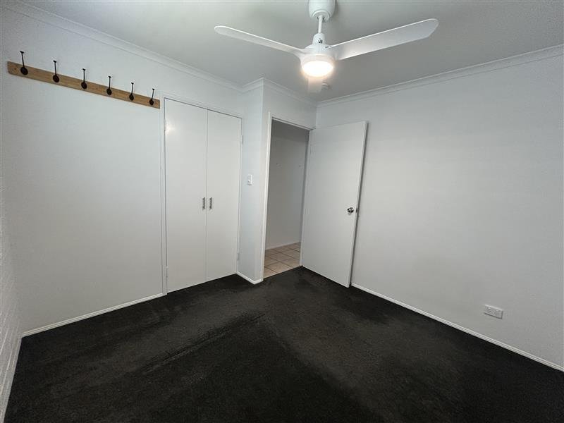 7 Frank Cowley Drive GLENELLA 7