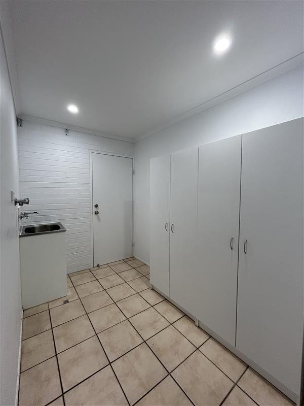 7 Frank Cowley Drive GLENELLA 10