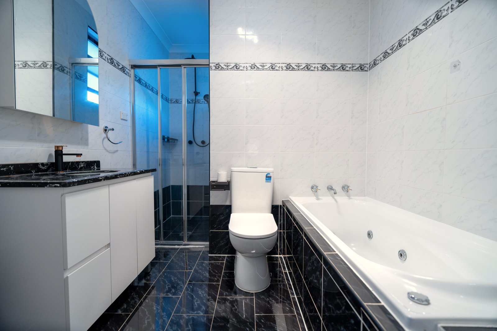 7 Frederick Ave  BEVERLY HILLS 10