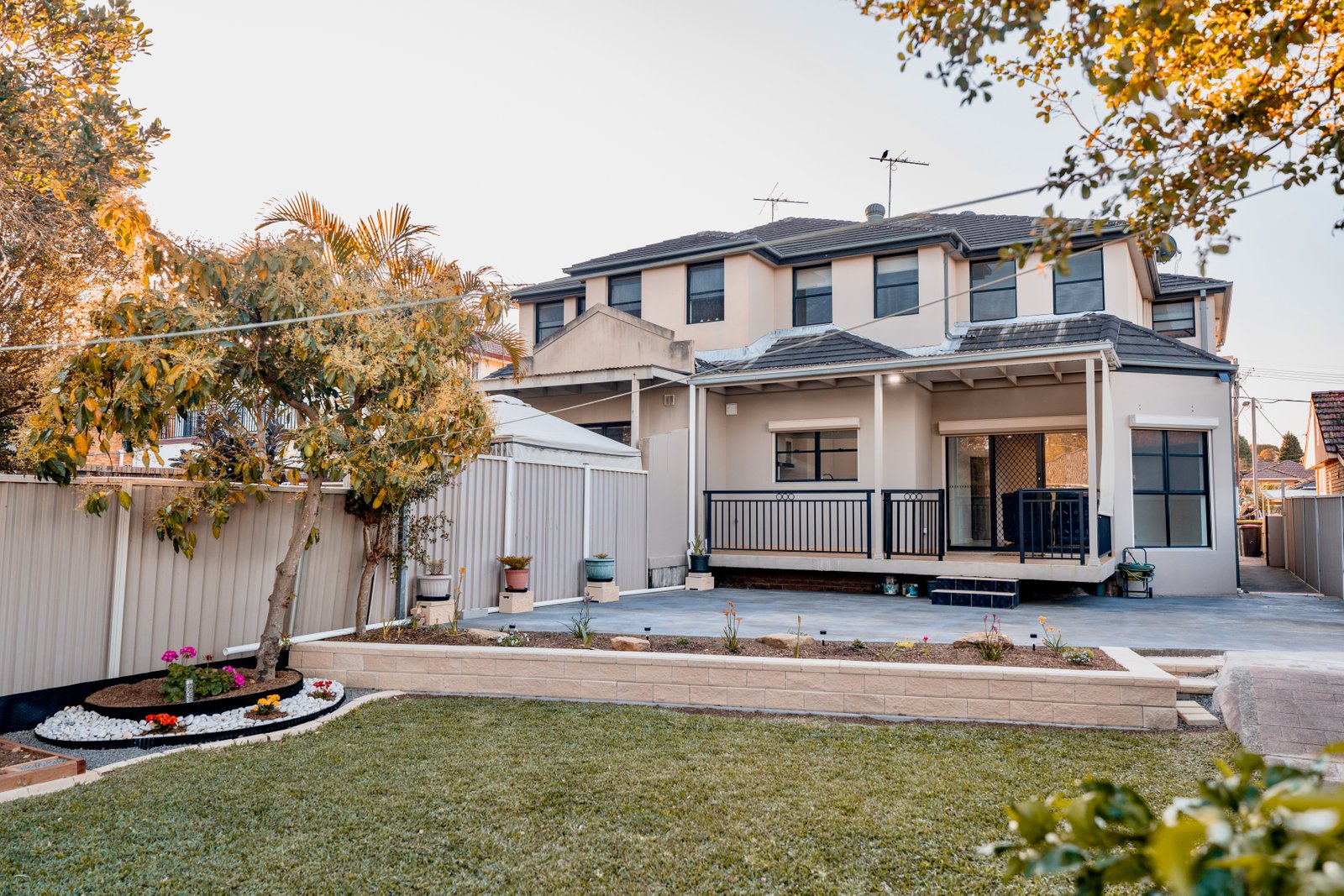 7 Frederick Ave  BEVERLY HILLS 12