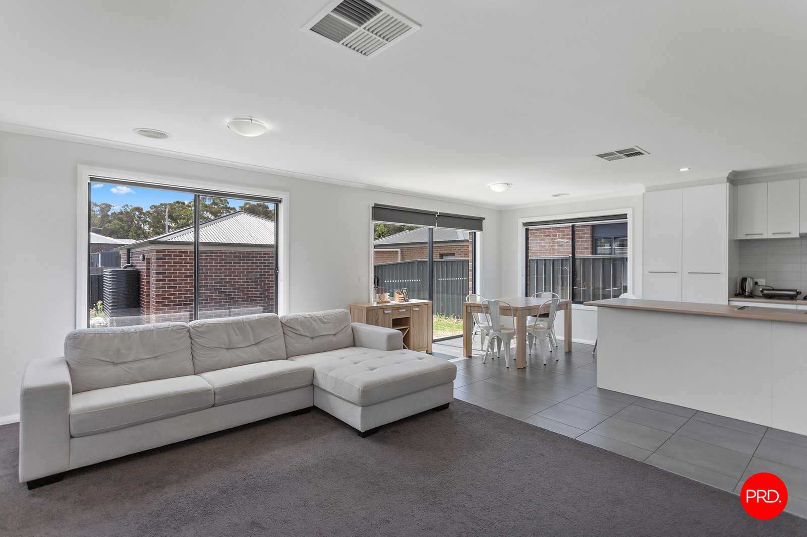 7 Friswell Avenue FLORA HILL 6