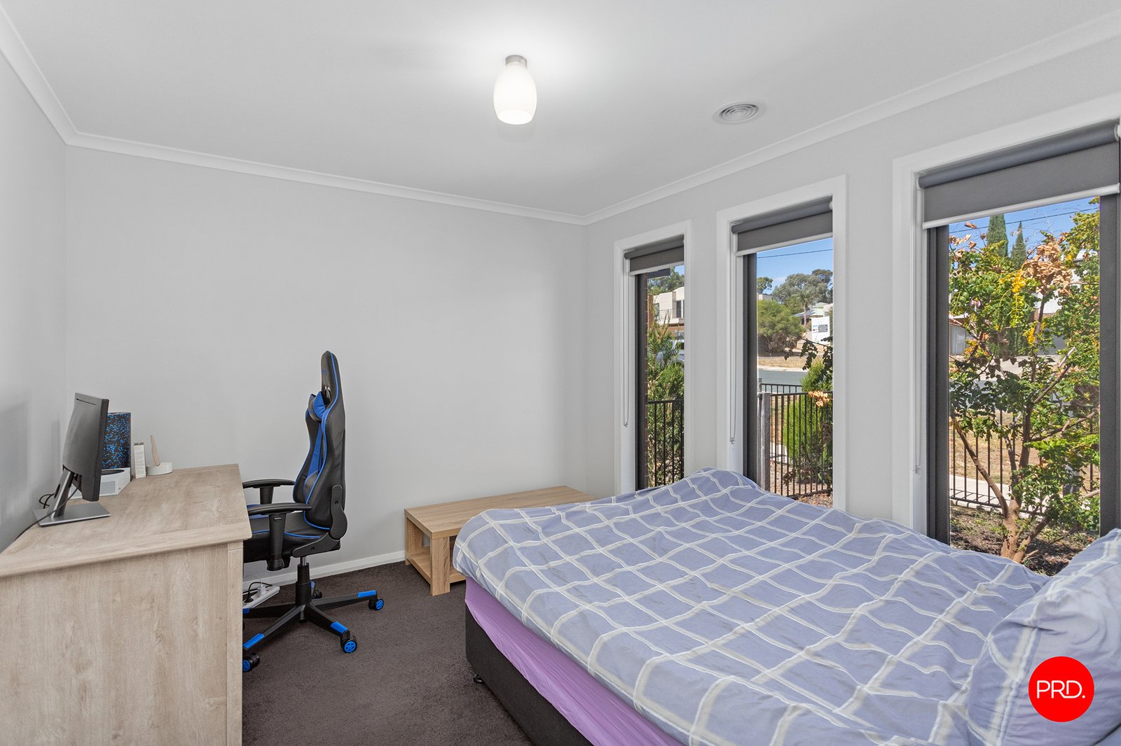 7 Friswell Avenue FLORA HILL 13